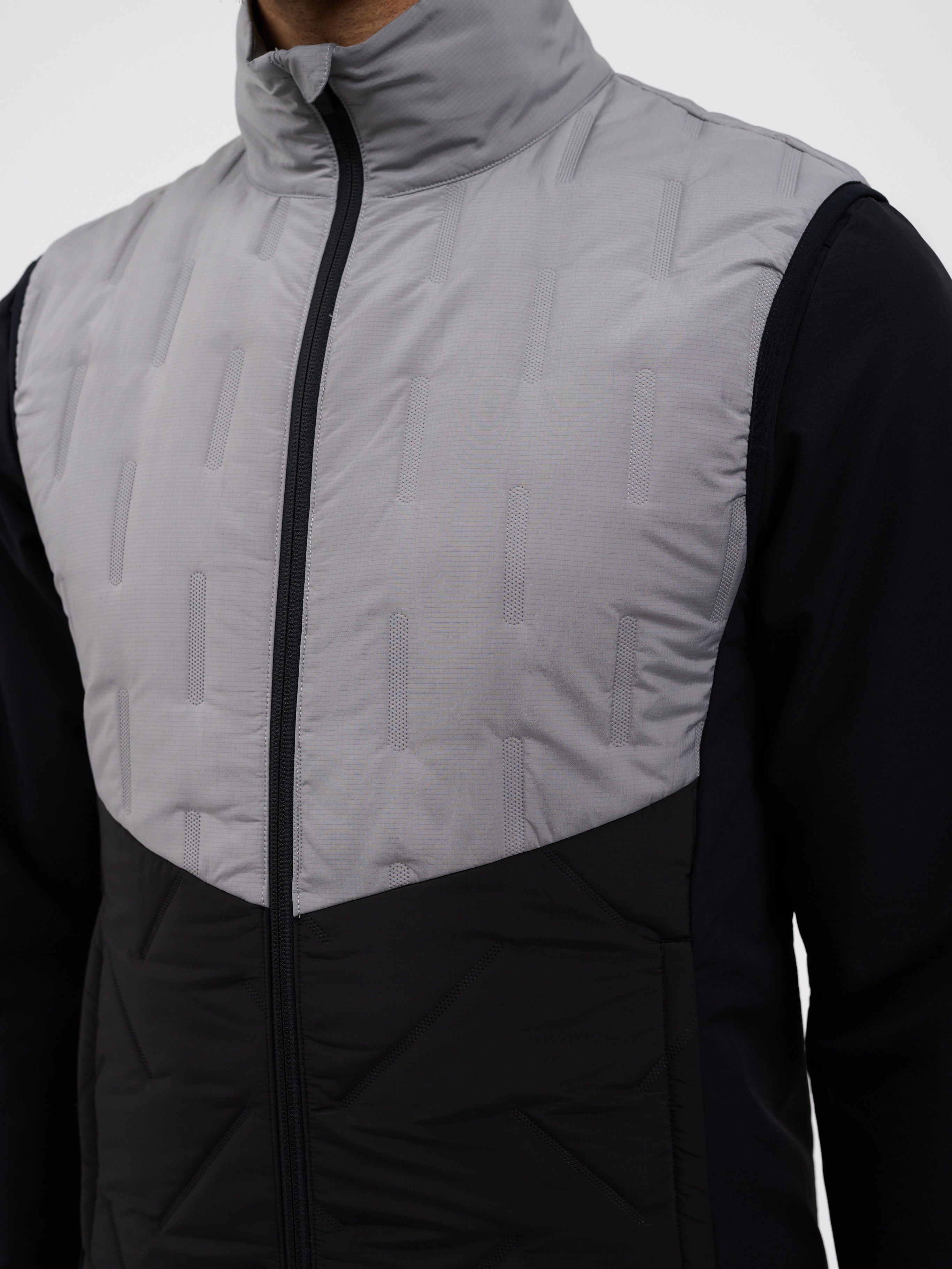 District Panel Technical Gilet