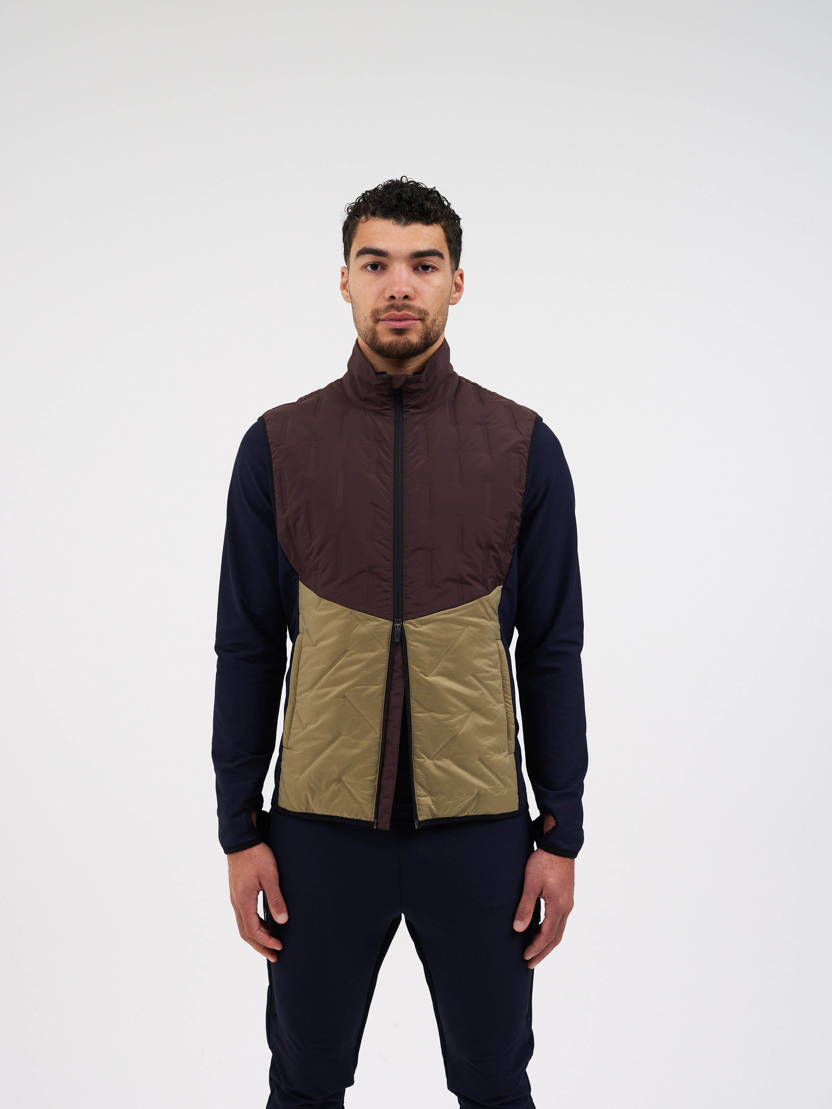 District Panel Technical Gilet
