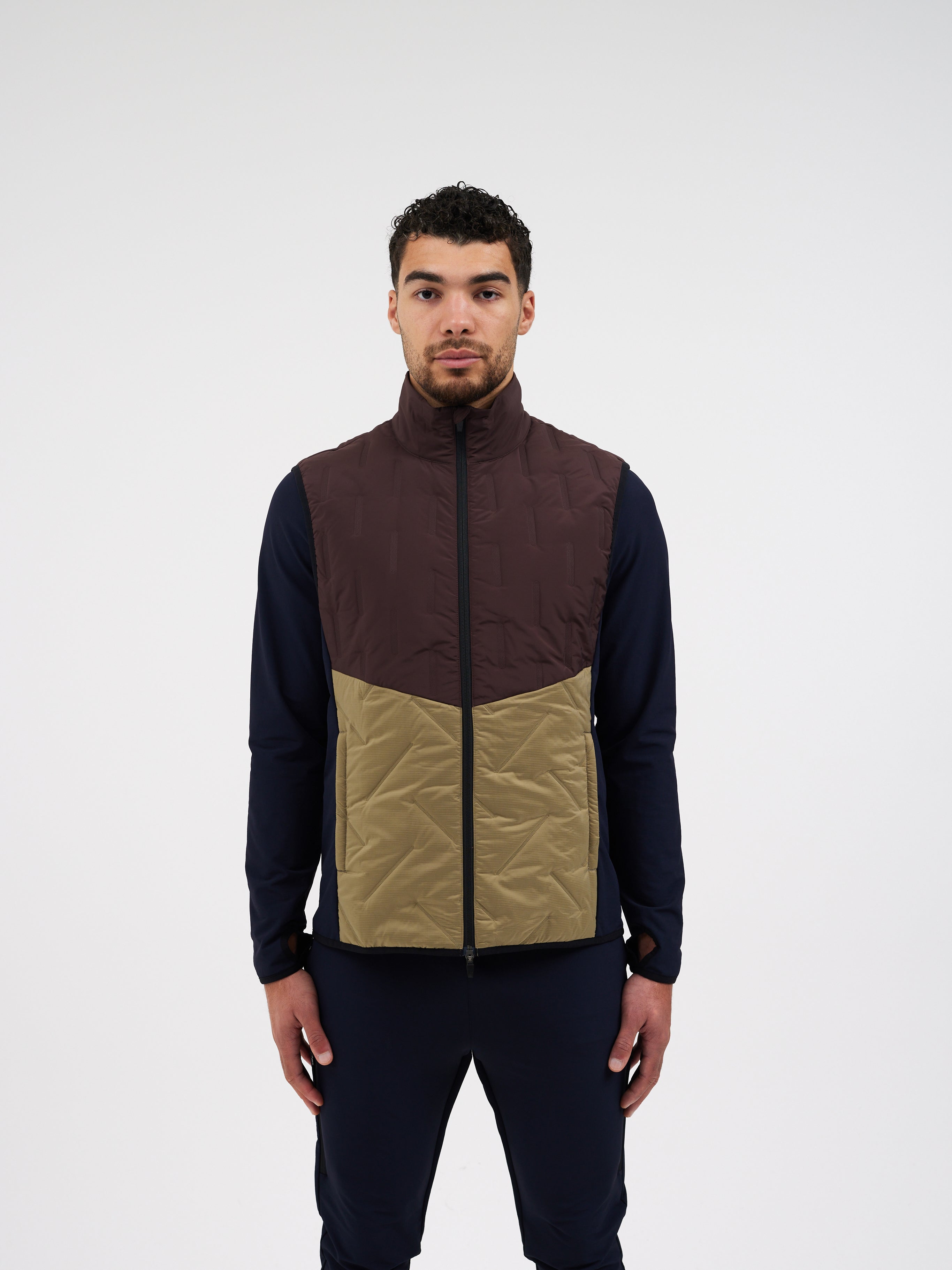 District Panel Technical Gilet