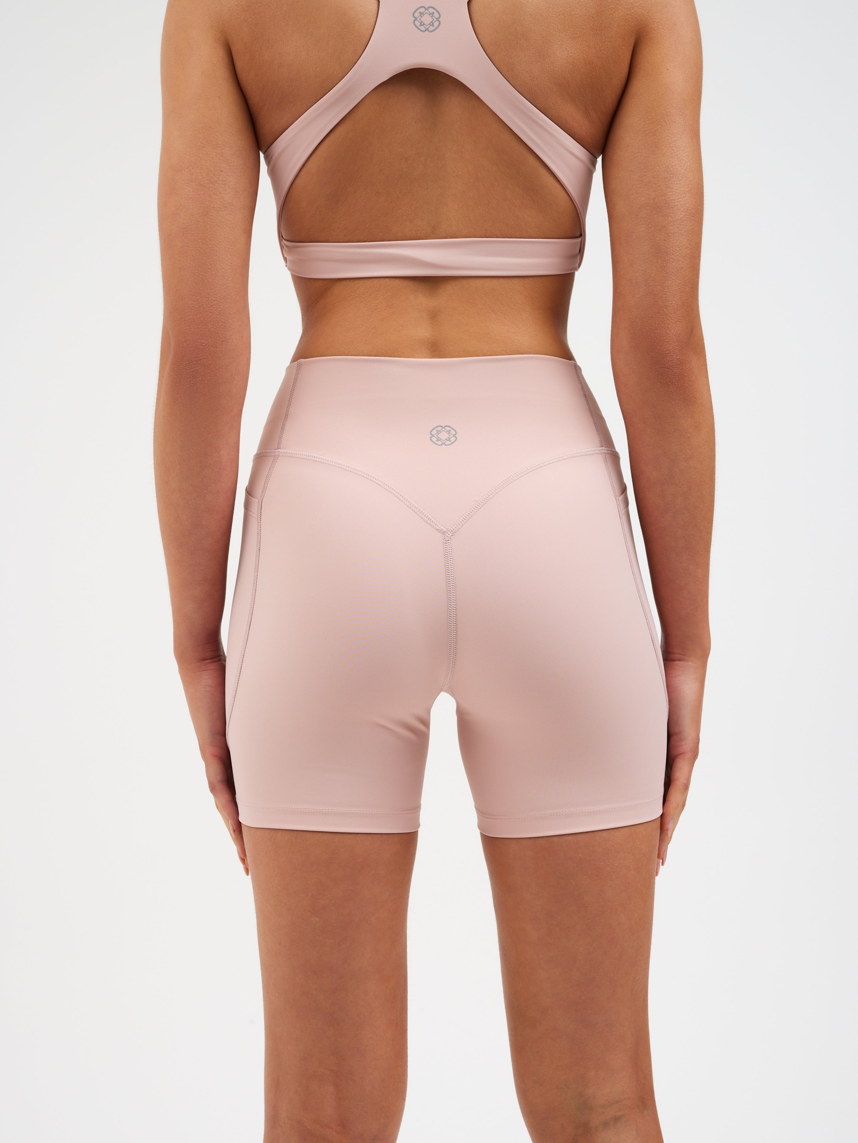 Short Leggings