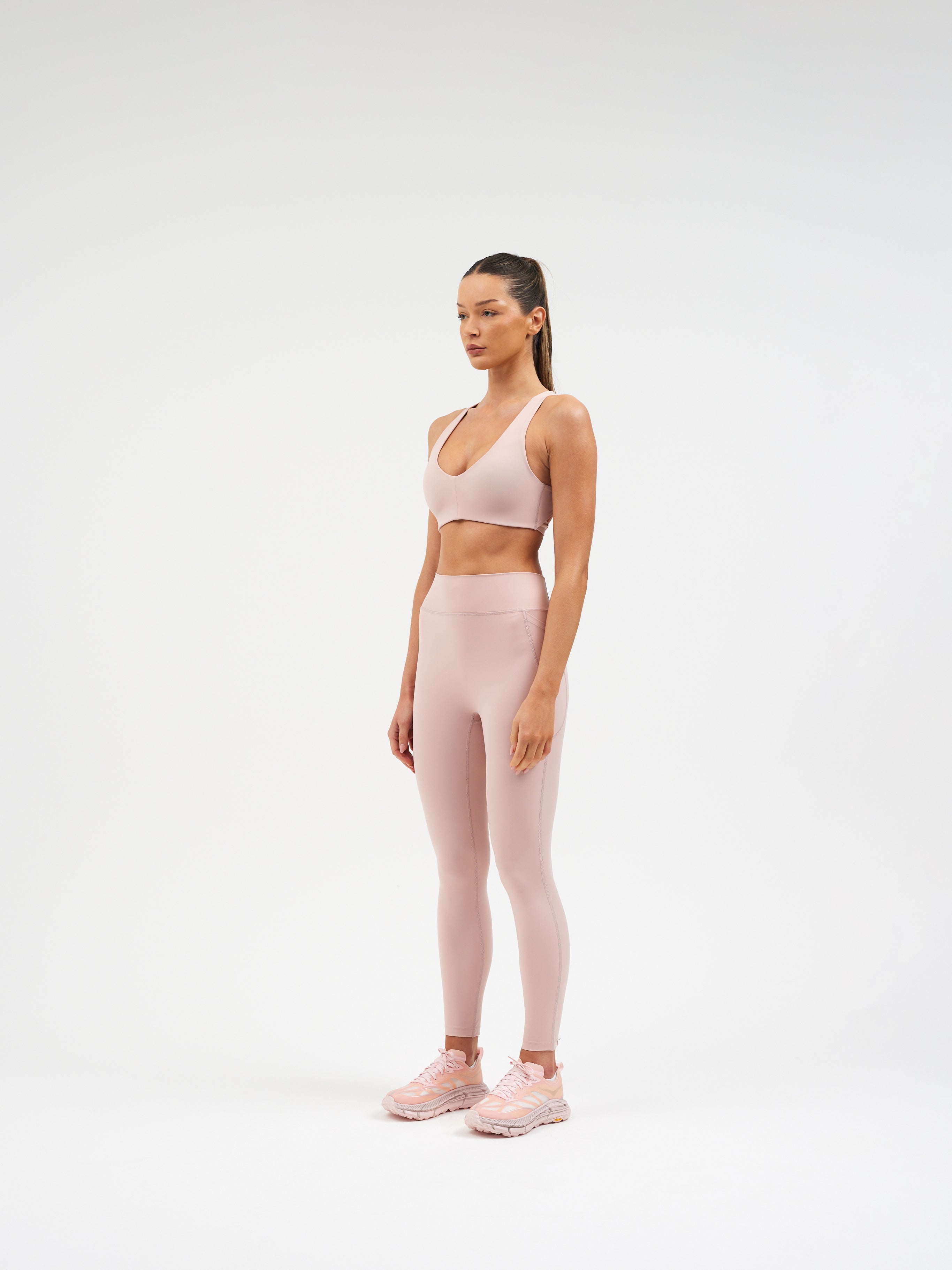 Technical Cross Strap Sports Bra
